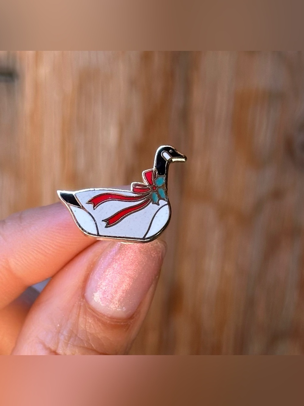 Vintage Hallmark Cards Inc. Christmas Holiday Goose Duck Pin